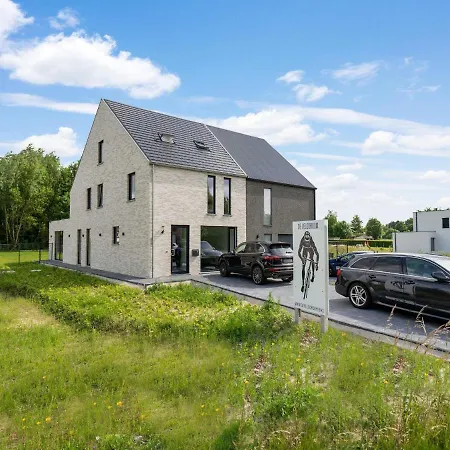Modern In With Garden Casa vacanze Ronse