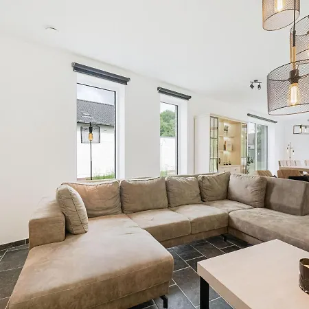 Modern In With Garden * Ronse